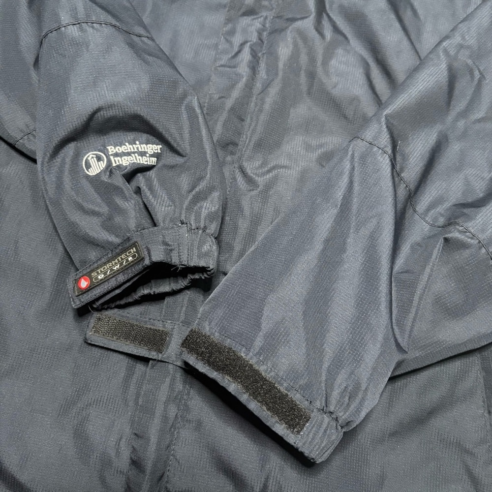 Stormtech Performance Men's XL Dark Blue Windbreaker - Picture 3 of 16